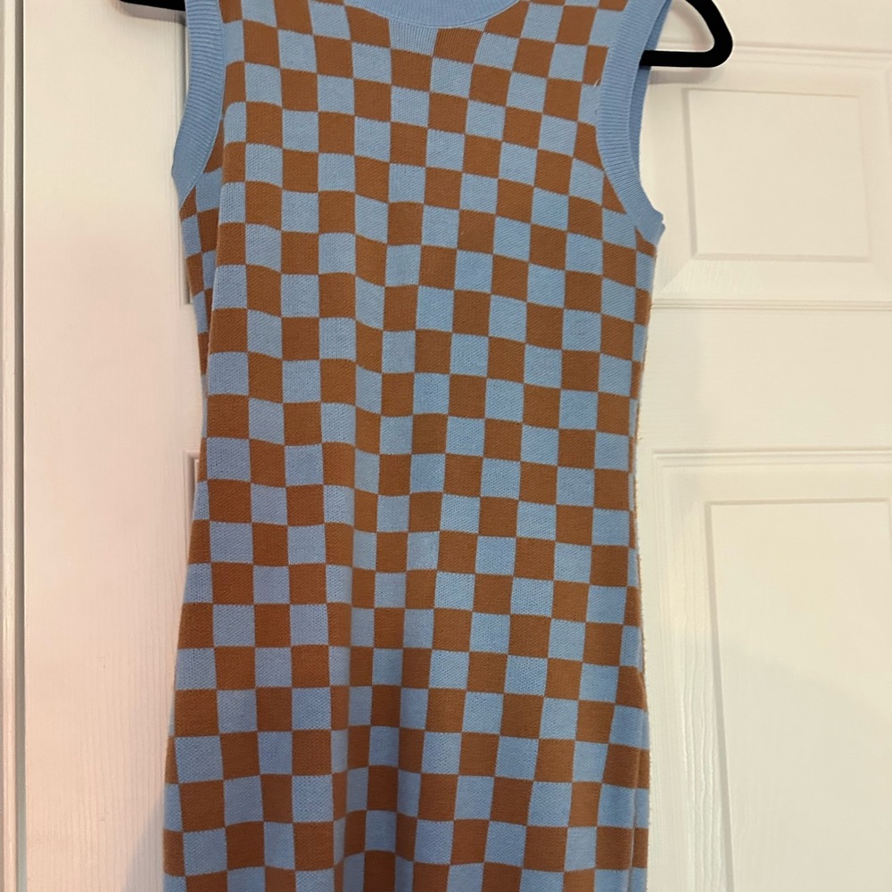 Checkered Dress ✨ - Picture 2 of 6
